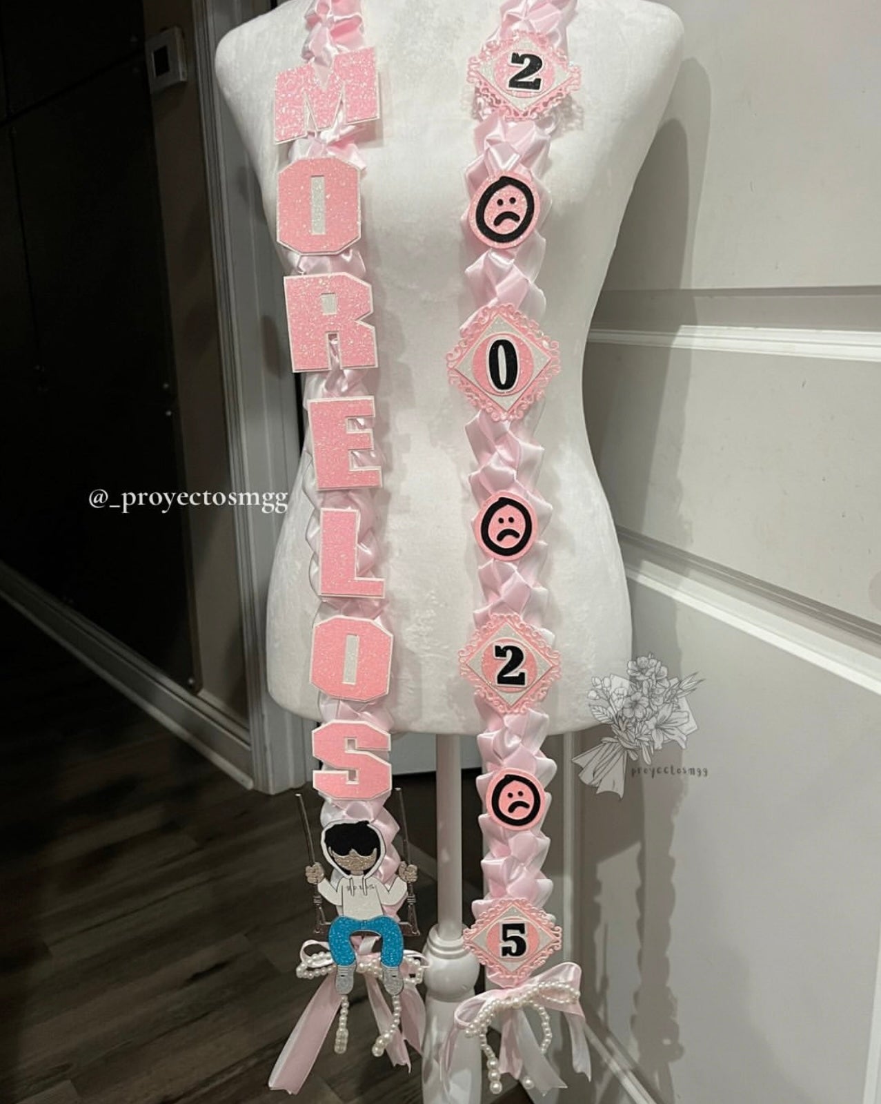 Junior H Pink Grad Lei