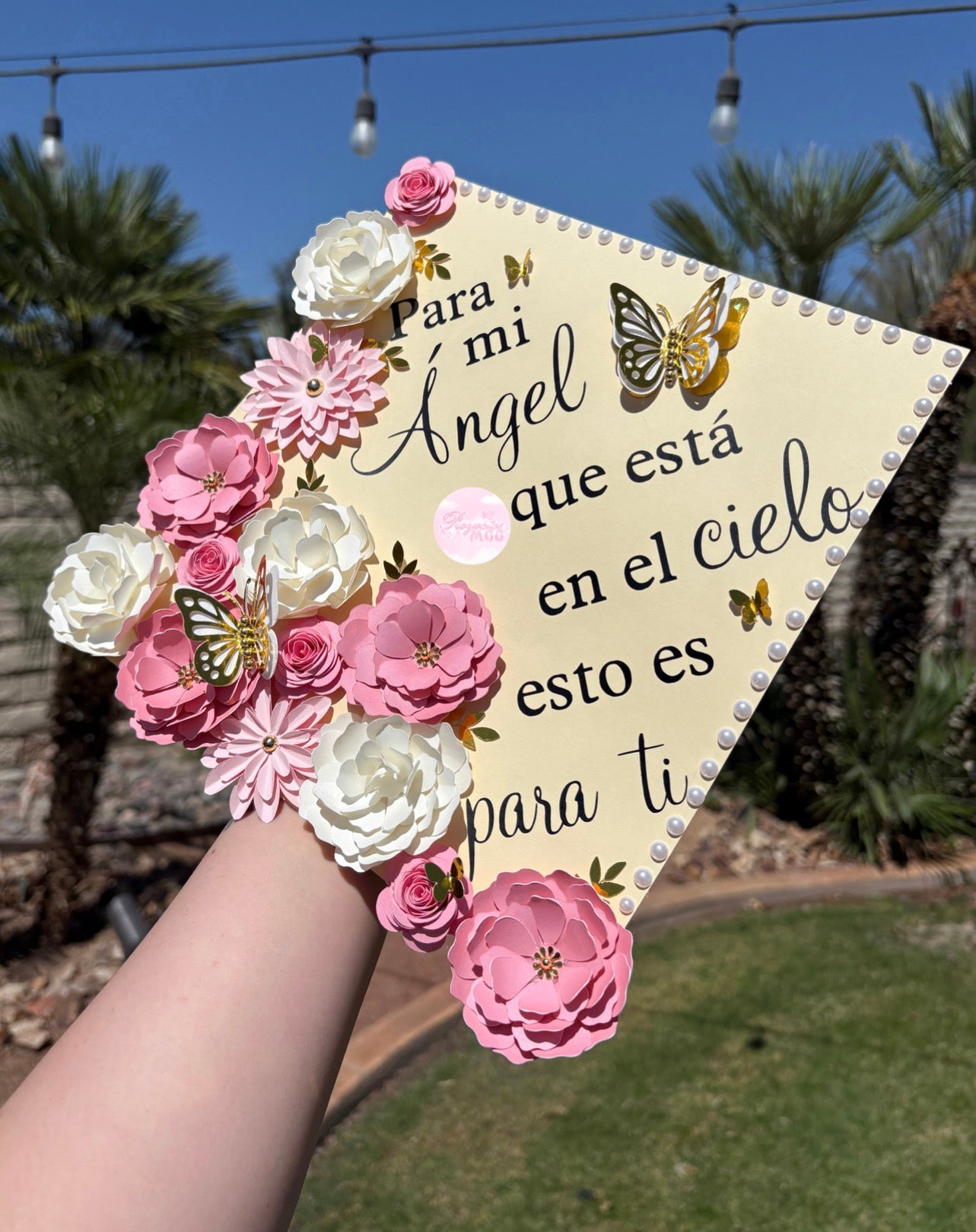 Pink, White & Nude Para Mí Angel Grad Cap Topper